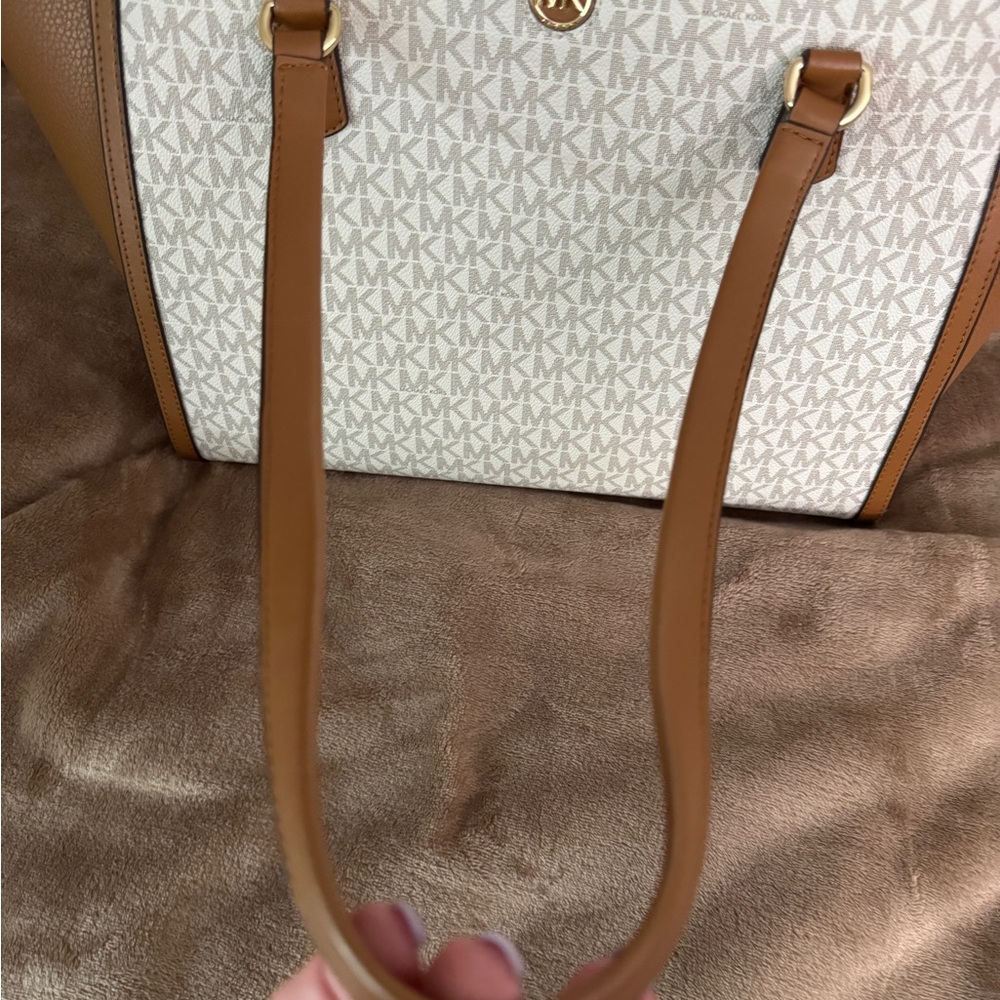 Michael Kors Brown and Cream Tote Bag - Picture 10 of 10